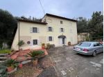 Casale in vendita a Calci 400 mq  Rif: 1402654