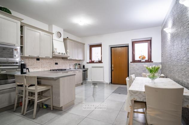 PORZIONE DI CASA VISTA LAGO A OLGINATE - Foto 6