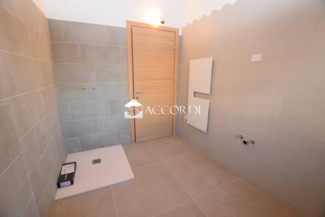 BIFAMILIARE di 6 vani e di 280 mq (TREVIGNANO) rif. RB639 - Foto 15