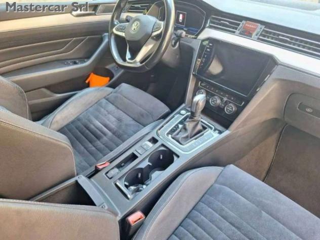VOLKSWAGEN Passat Variant Passat VIII Variant 2.0 tdi Executive 150cv dsg - rif. 24138261 - Foto 6