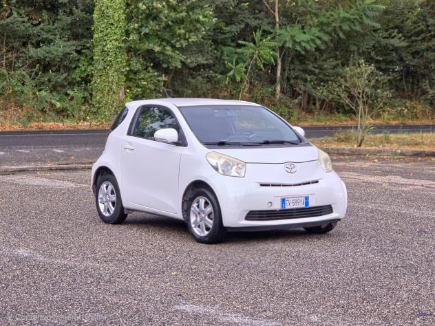 Toyota iQ 1.0 Sol CV-68 E4 Manuale NEO 2010