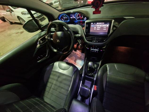 Peugeot 2008 1.2 VTi 82CV Allure - Foto 3