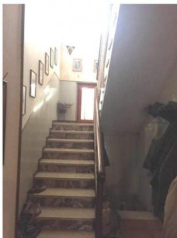 Immobile in asta di 276 m² con più di 5 locali e box auto in vendita a Crema - Foto 4