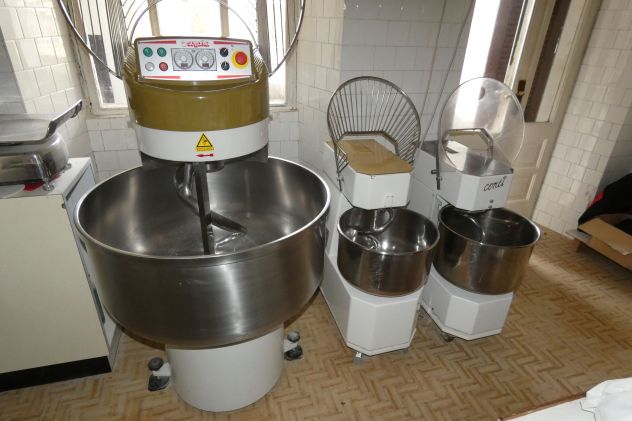 Macchinari Panificio e Pasticceria Impastatrici Gruppo Formatrice