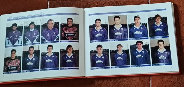 "Fiorentina 91-92", pubblicato nel dicembre 1991. - Foto 4