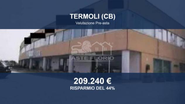 Immobile in asta di 315 m² con più di 5 locali in vendita a Termoli