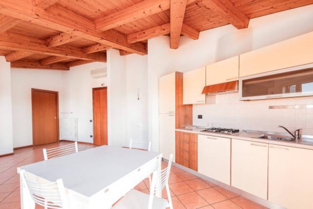 Appartamento di 80 m² con 3 locali in affitto a Milano - Foto 2