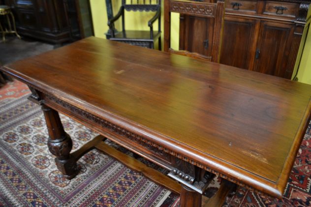 Tavolo-scrivania con sedia stile Rinascimentale metà XX sec. - Foto 2