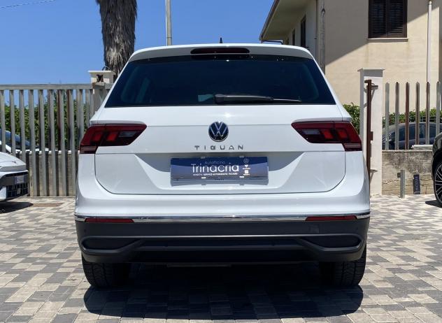 Volkswagen Tiguan Life 2.0 TDI 150 CV DSG - Foto 5