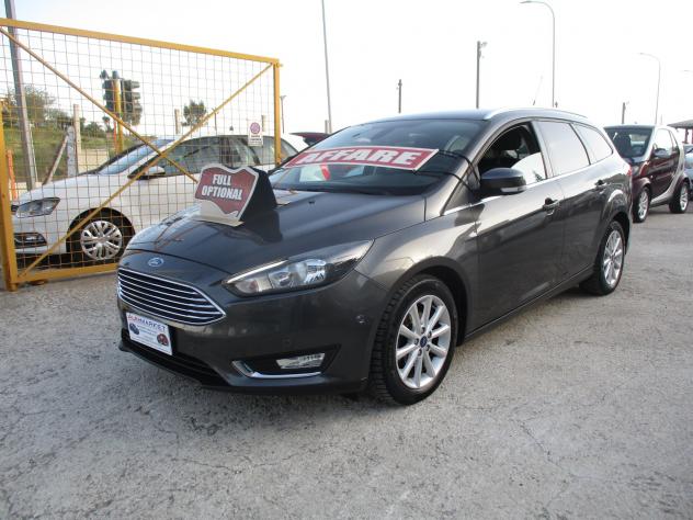 Ford Focus 1.5 TDCi 120 CV SW Titanium MOLTO BELLA