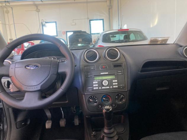 Ford Fiesta 1.4 TDCi 5p. Ghia per neopatentati - Foto 7