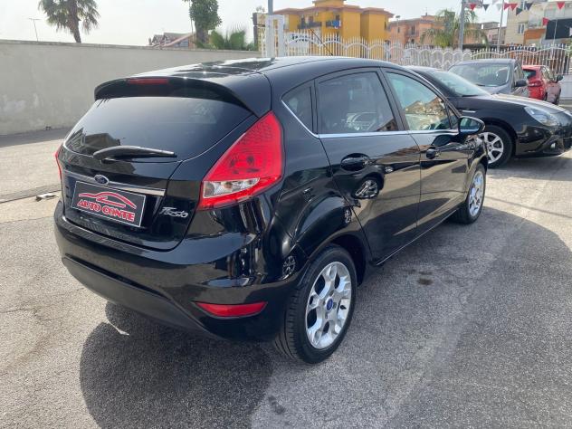 Ford Fiesta 1.4 TDCi 70CV 5 porte Titanium - Foto 3