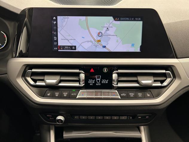 BMW Serie 3 320d Touring ADVANTAGE AUT. NAVI BI-ZONA - Foto 9
