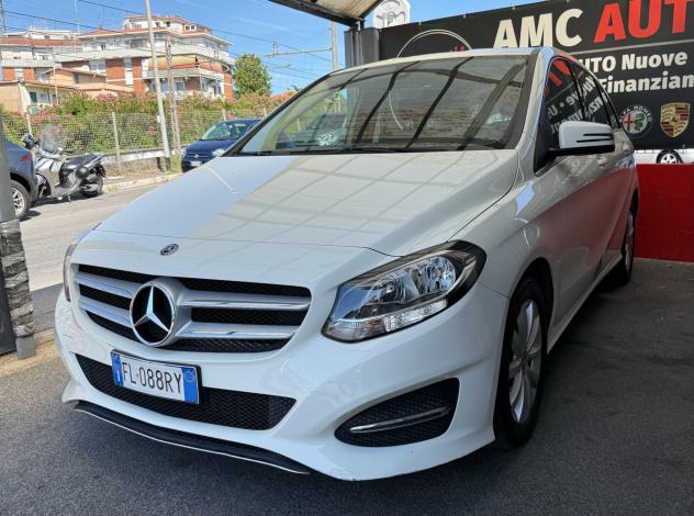Mercedes-benz B 180 d Sport - Foto 9