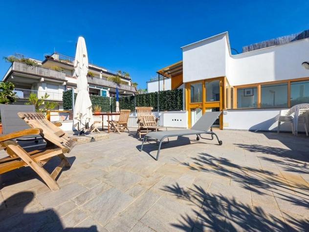 Appartamento in vendita a Marina di Massa - Massa 75 mq Rif: 1440254