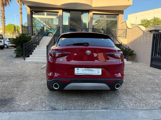 Alfa Romeo Stelvio 2.2 Turbodiesel 180 CV AT8 Q4 Business - Foto 8