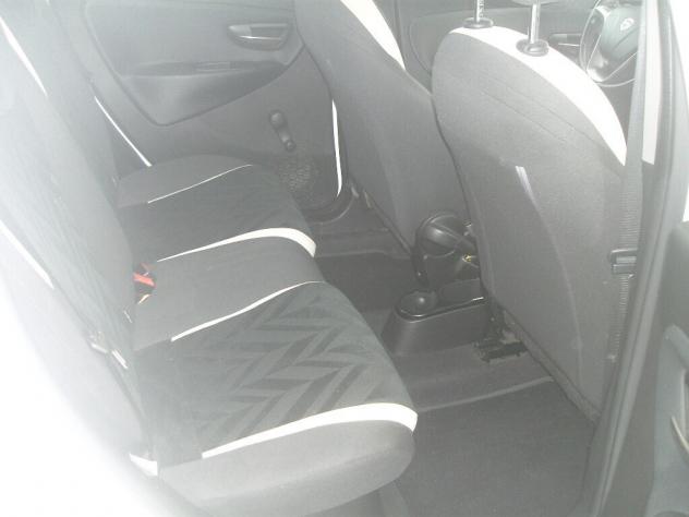 Lancia Ypsilon 1.2 69 CV 5 porte Gold - 2016 - Foto 10