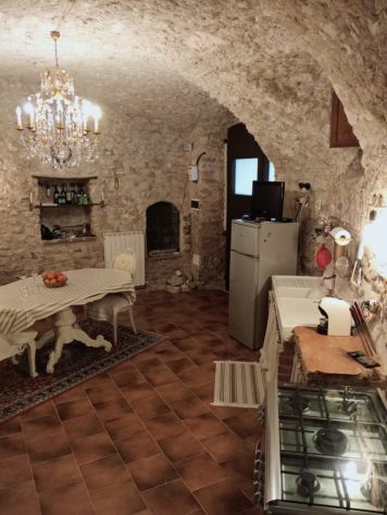 RIF.1209 Bellissimo appartamento in castello vicinanze Scheggino - Foto 2