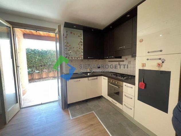 Coroncina, appartamento al piano terra con resede esclusivo, Siena. - Foto 2
