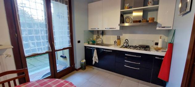 MONZA - Ampio trilocale in affitto con giardino e taverna - Foto 10
