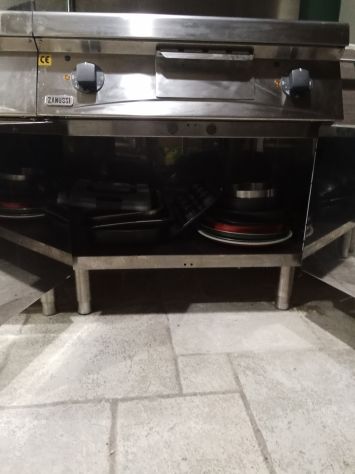 Piastra elettrica professionale Zanussi - Foto 3