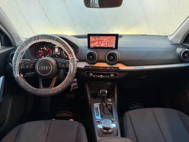 Audi Q2 35 TDI quattro S tronic Business Plus - Foto 6