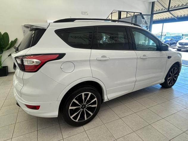 Ford Kuga 1.5 TDCI 120CV 2WD ST-Line 2018 IVA - Foto 5