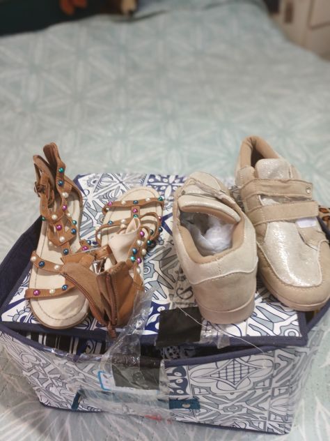 Sandali con plantare n. 36 e scarpe donna a strap n. 36