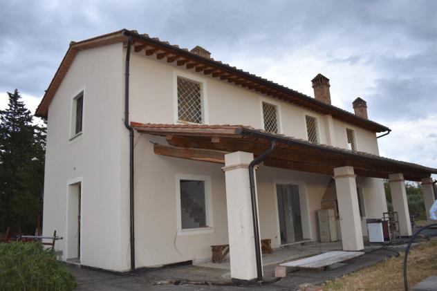 COLONICA di 10 vani e di 400 mq (SAN MINIATO) rif. C 400