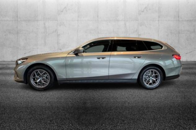 BMW 520 d 48V sDrive Touring rif. 23806906 - Foto 4