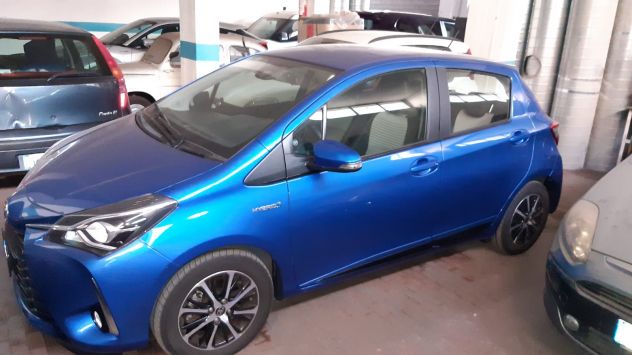 Toyota Yaris hybrid 1500 del 9/2018-cambio automatico - Foto 3