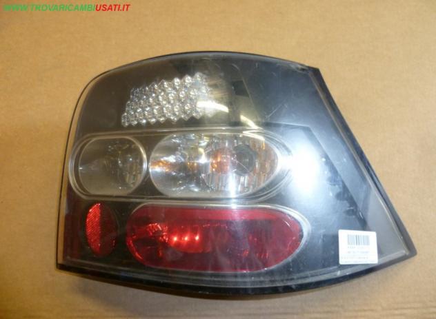 FANALE POST.D.(versione con indicatore di direzione brunito) TUNING VOLKSWAGEN GOLF (1J/1E) Parti elettriche Fanaleria Fanali Fanale post. sx. VOL