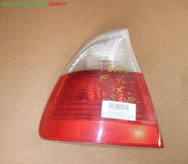 FANALE POST. PARTE EST. S. ROSSO BIANCO BMW Serie 3 E46 Touring  Parti elettriche  Fanaleria  Fanali  Fanale post. sx. BMW - Serie 3 E46 4p / Touring