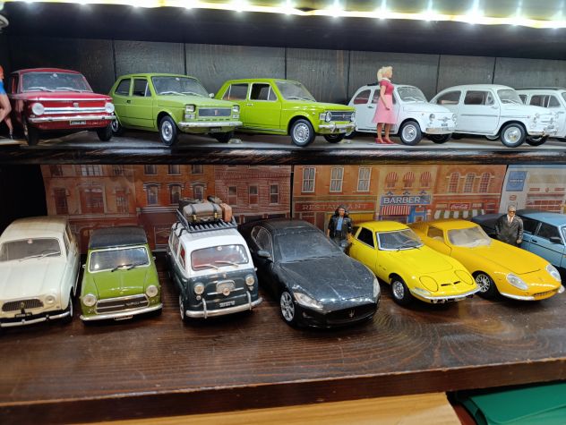 Modelli auto in scala 1.24 e 1.43 - Foto 3