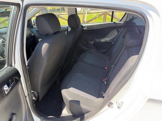 HYUNDAI - i20 - 1.1 CRDi 5p. Sound Edition - Foto 8