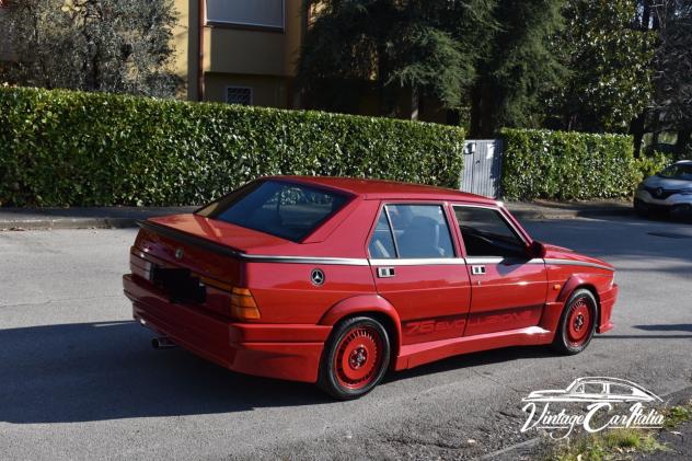 Alfa Romeo 75 Turbo Evoluzione - Foto 9