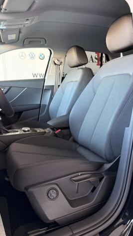 AUDI - Q2 - 30 TDI S tronic S line Edition - Foto 6