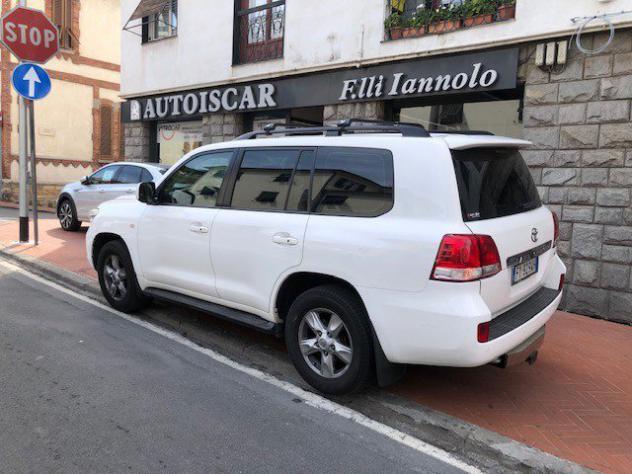 Toyota Land Cruiser V8 Land Cruiser V8 4.5 D4-D 7 posti - Foto 4