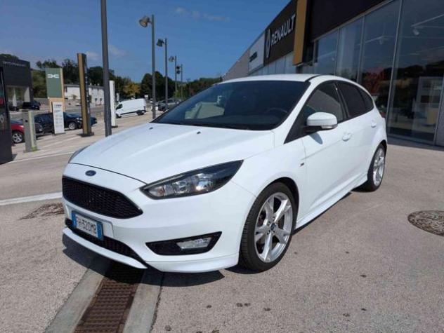 FORD Focus 1.0 EcoBoost 125 CV Start&Stop ST Line rif. 23958448 - Foto 2