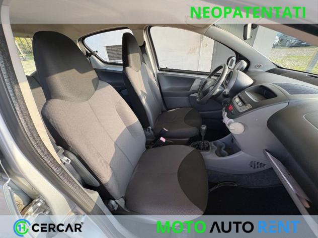 Toyota Aygo 1.0 12V VVT-i 5 porte OK NEOPATENTATI 5 PORTE - Foto 11