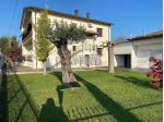 Vendita Bifamiliare da 295 mq  in Via Emilia per Melatello