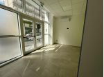 MODUGNO(BA), ZONA CARABINIERI, LOCALE COMMERCIALE CON CANNA FUMARIA