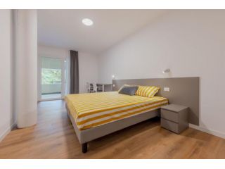 Posto in doppia+bagno privato [TN_MLV19-B_D103]