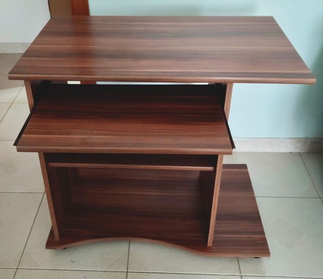 Scrivania Porta Computer – Come Nuova - Foto 3