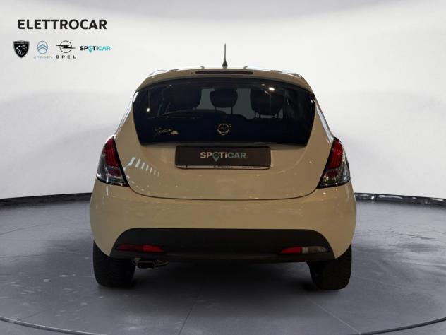 Lancia Ypsilon 1.2 69CV 5P GPL ECOCHIC ELEFANTINO - Foto 4