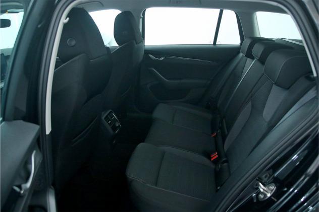 Škoda Octavia 2.0 TDI 150 CV DSG Wagon Executive Fari Full LED - Parking Distance Control - Virtual Cockpit - Foto 8
