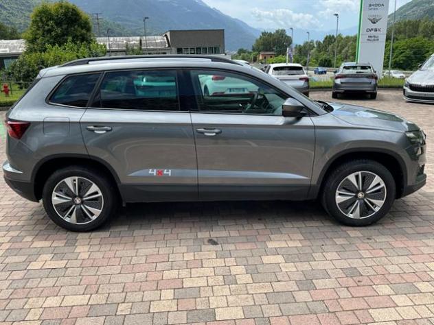 SKODA Karoq 2.0 TDI SCR 4x4 DSG Executive rif. 23771978 - Foto 6