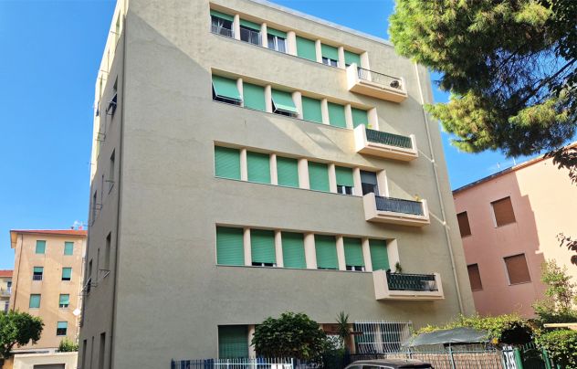 FABBRICOTTI: Garage in condominio recintato - Foto 3