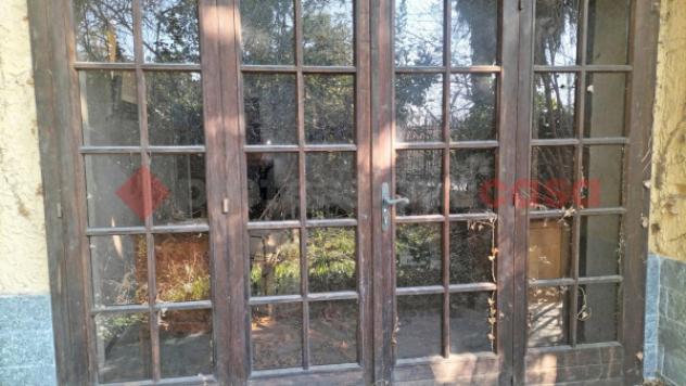 Casa indipendente di 380 m² con più di 5 locali e box auto in vendita a Agrate Conturbia - Foto 4