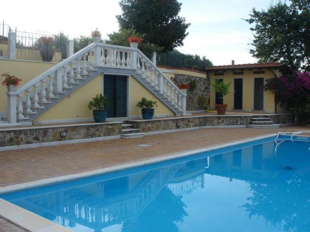 Villa in vendita a Isola - Luni 450 mq Rif: 899781 - Foto 2